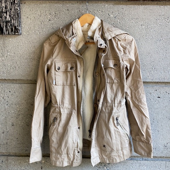 Hurley 2in1 Utility Jacket with Removable vest liner - Picture 4 of 17